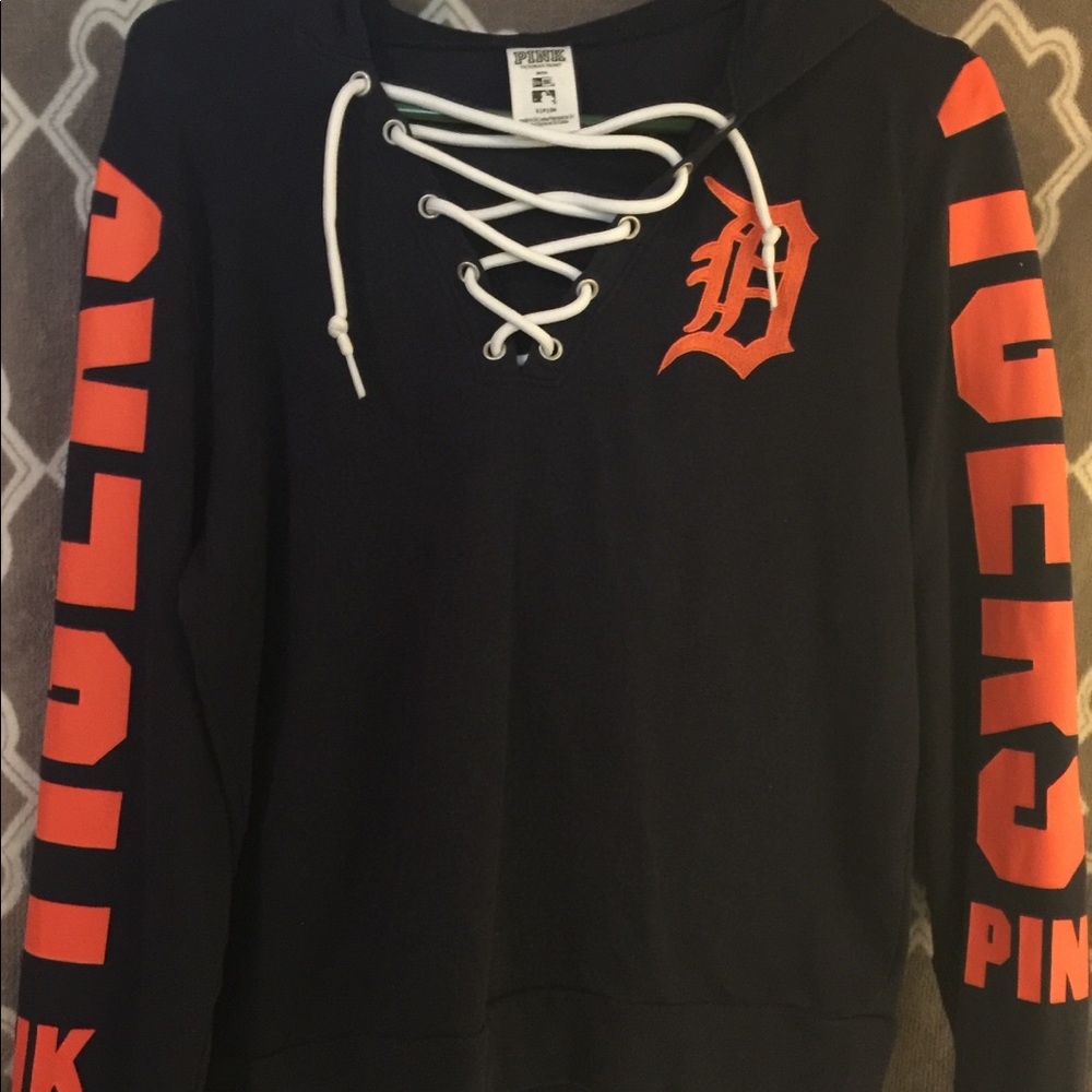 Victoria’s Secret PINK Detroit Tigers sweatshirt